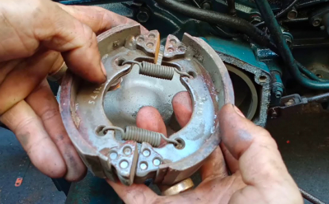 understand and resolve kubota tractor brake problems efficiently